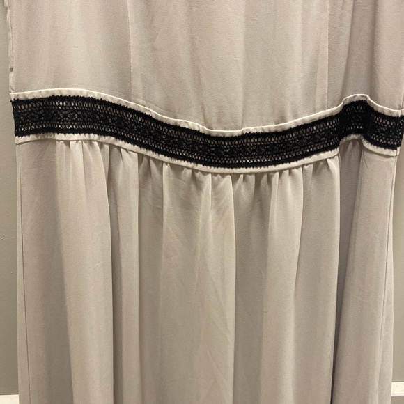 NWT H&M Empire Waist Halter Neck Maxi Gown from the Wedding Collection - Picture 4 of 17